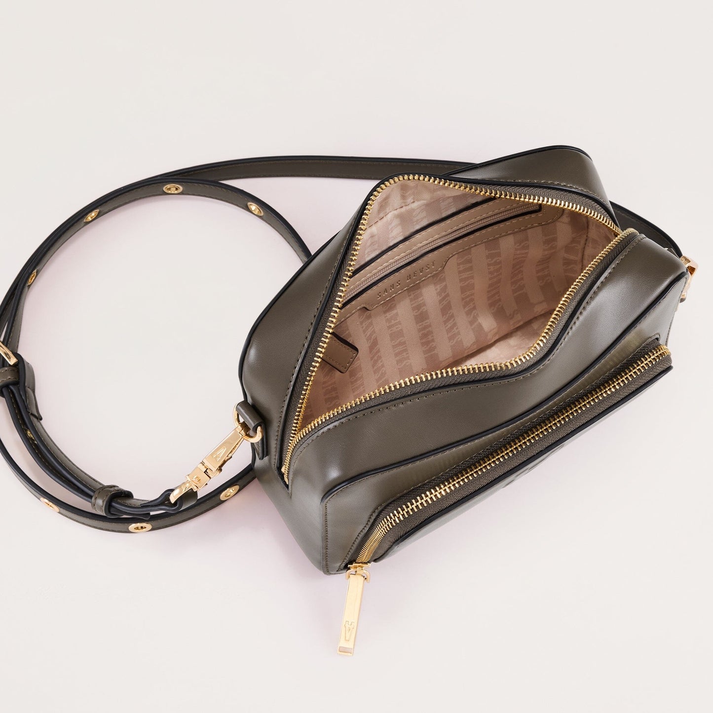 Sojourn Crossbody - Fudge