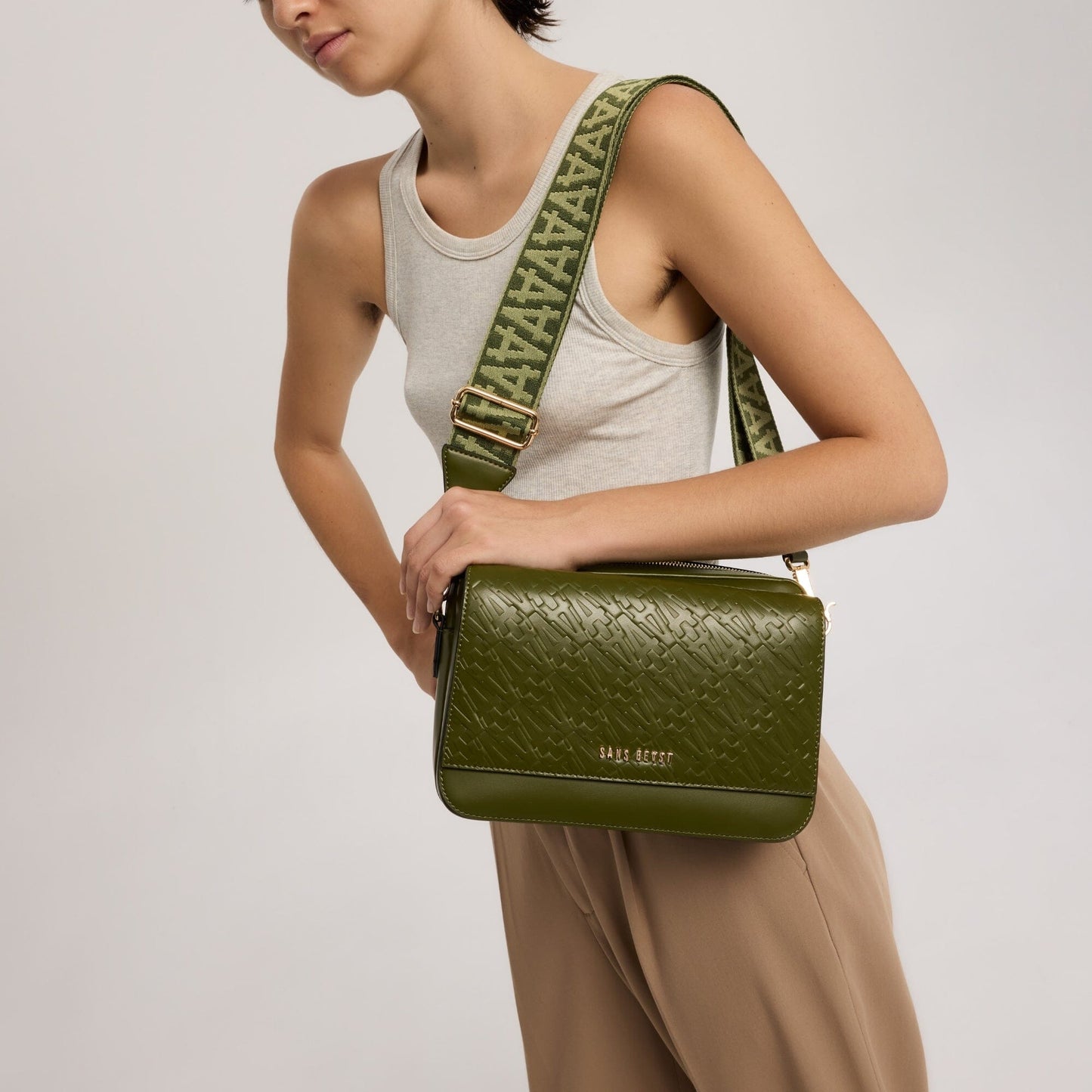 Voyage Crossbody - Olive
