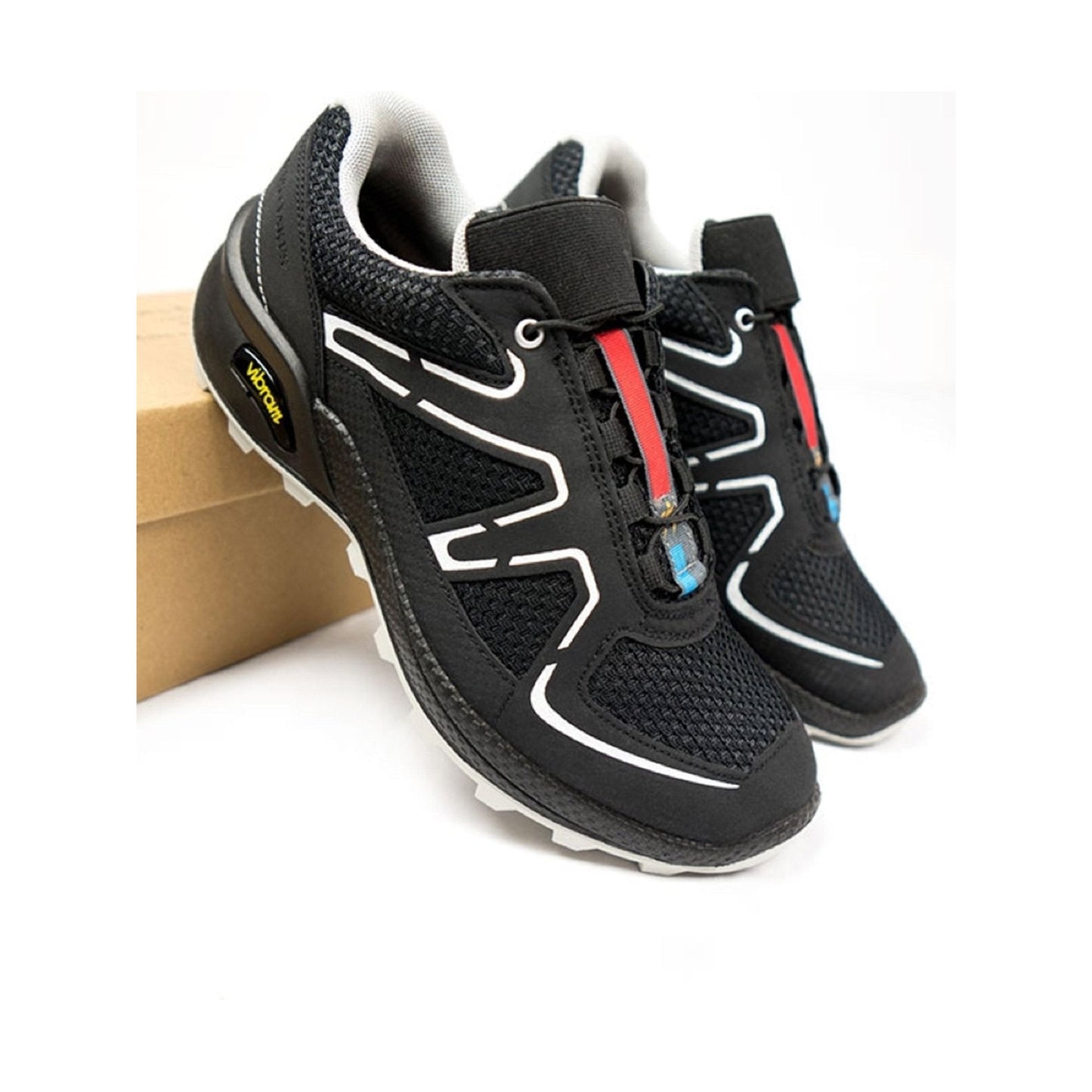WVSport Oakes Cross Running Trainers